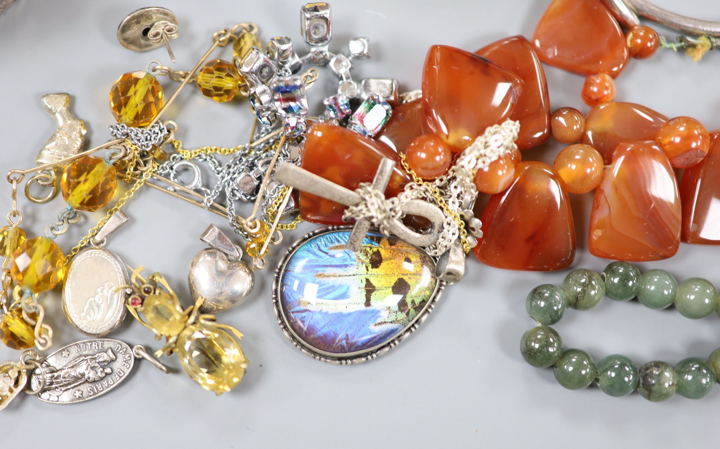 Mixed white metal, 925 and costume jewellery including bracelets and bangles an agate set necklace.